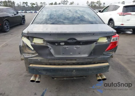 2014 Toyota Camry Se z USA, uszkodzony, nr VIN 4T1BF1FK5EU421570